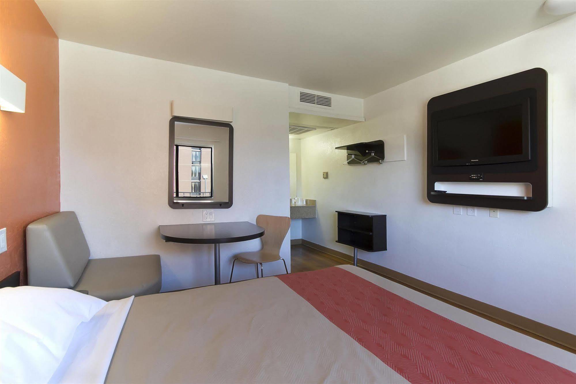 Motel 6-Capitol Heights, Md - Washington Largo Luaran gambar